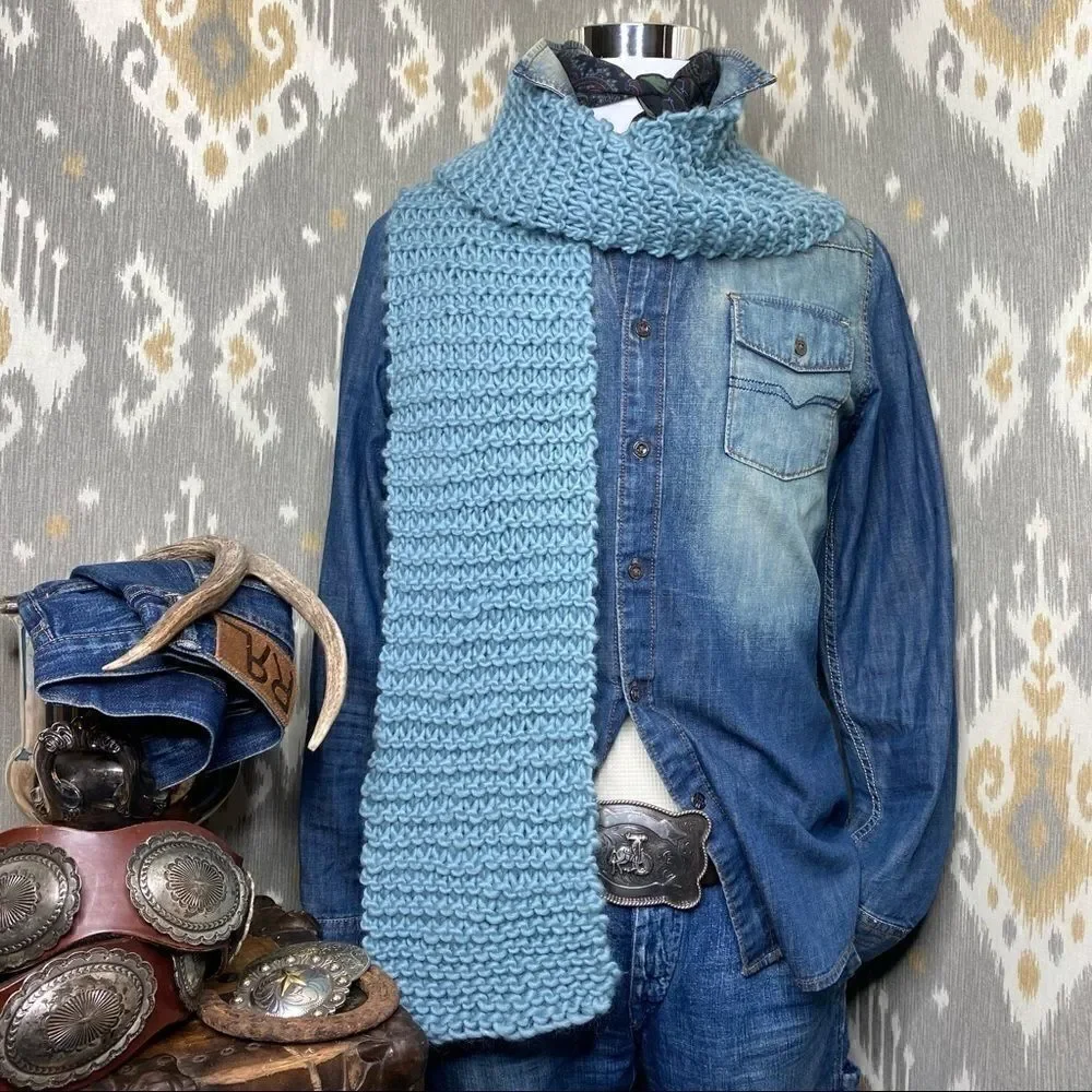 Unisex Hand-knit Aqua Alpaca Oblong Scarf